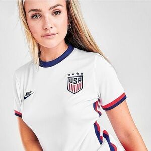 Nike Women’s Lavelle USA Soccer Jersey
